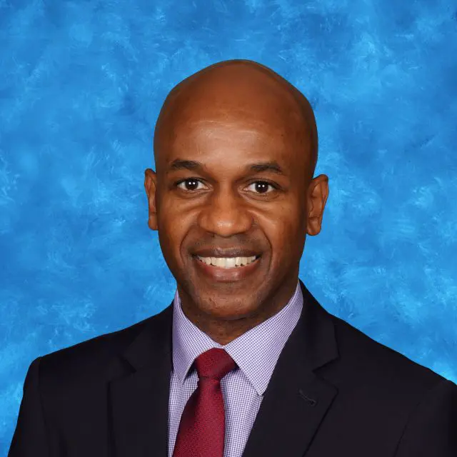 Mr. Lipford '98 Middle School Teacher